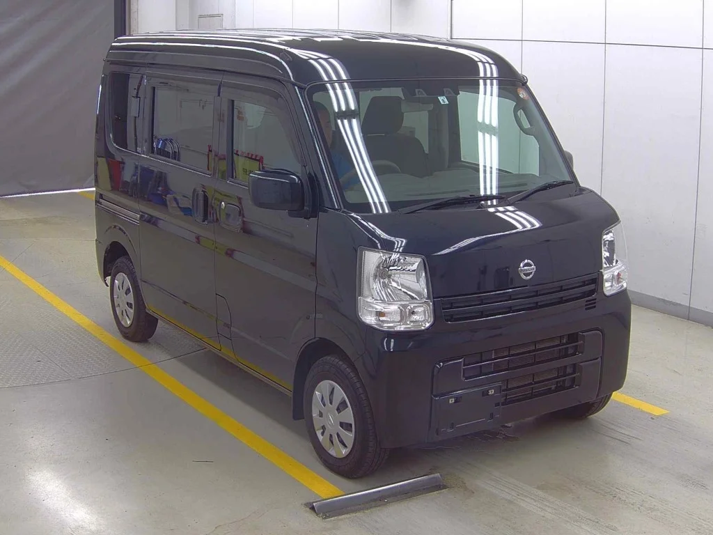 Nissan NV100 Clipper DR17V 2022